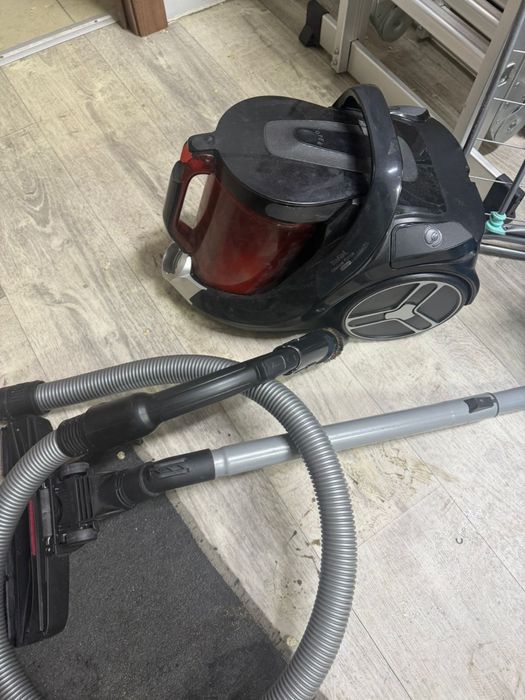 Пылесос сухой уборки  Tefal