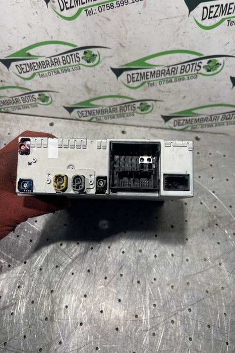 Unitate navigatie 7P6 035 670 E 7P6 035 670 E 7P6 035 670 E Volkswage