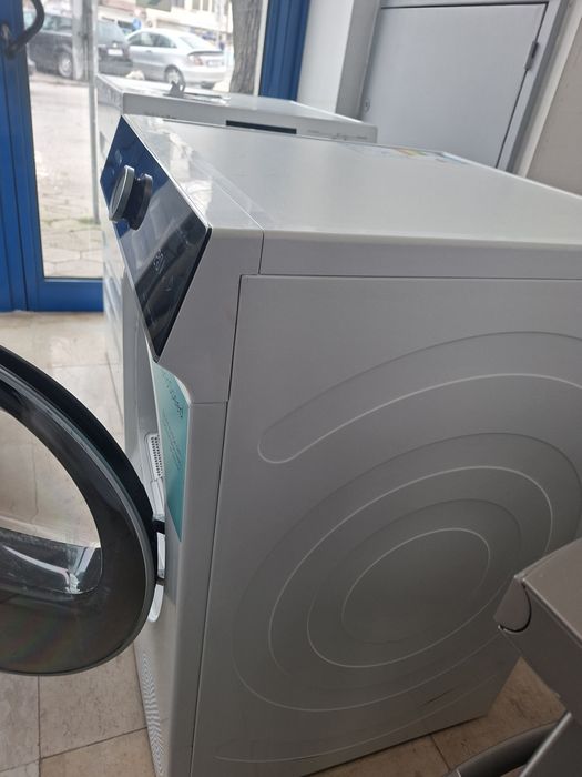 Сушилня с термопомпа Siemens IQ700