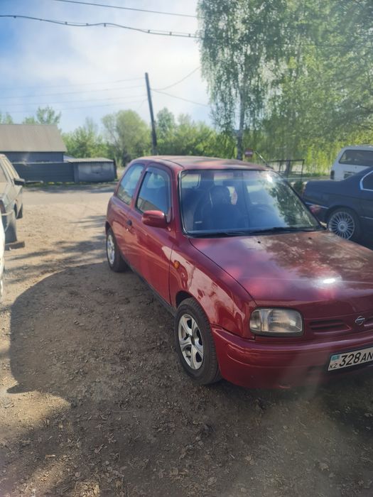 Nissan micra k11