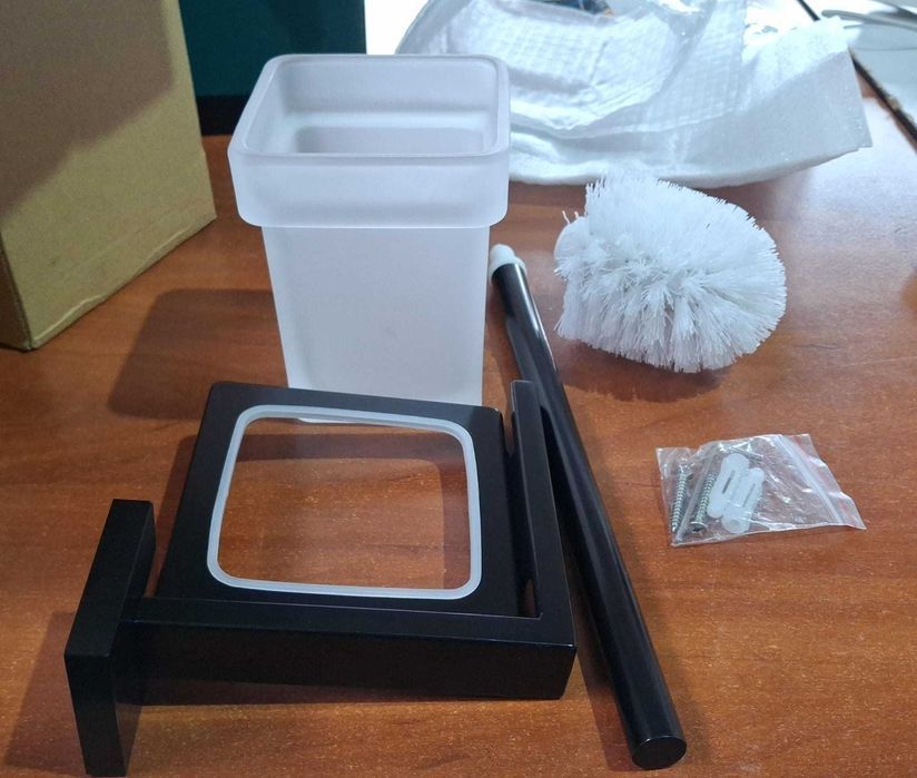 Perie WC cu suport Turs, inox, montare pe perete, negru
