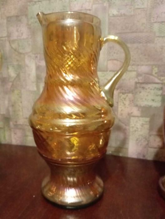 Продам красивые вазы советского  периода.