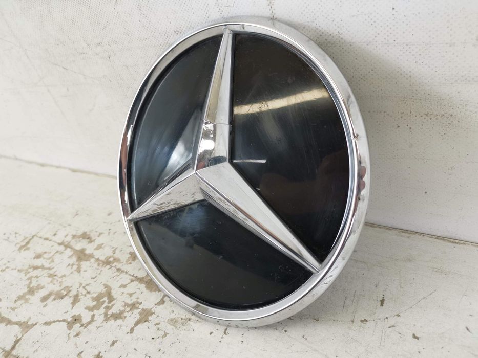 Емблема Решетка Централна Мерцедес-Бенц ГЛЕ-Клас / Mercedes-Benz GLE-C