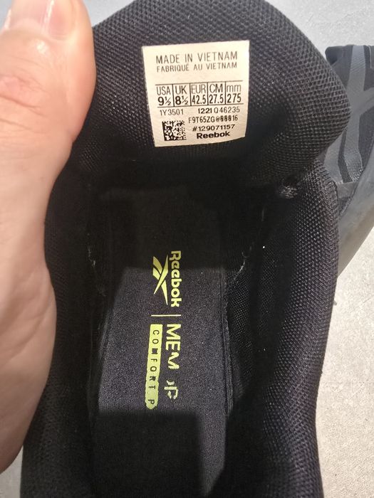 Pantofi Reebok  27.5 cm