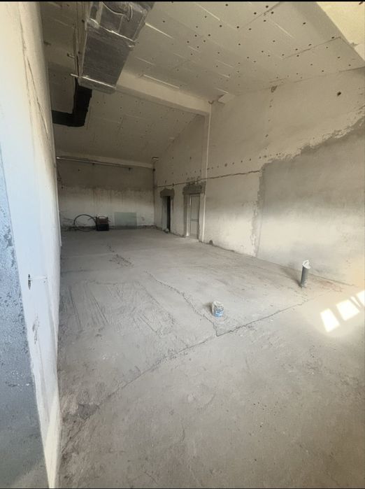 Продава се Промишлена сграда в Брезник - 8002001 кв.м за 0 €/кв.м - Снимка #17