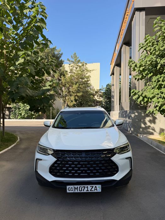 Tracker 2 premer 2023 sotiladi