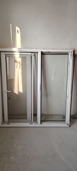 Окна пластиковые 2шт, бу,