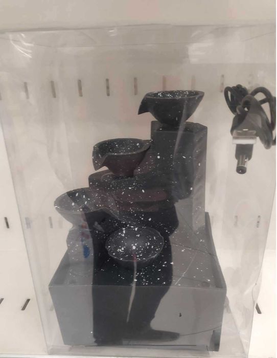 Настолен LED вътрешен фонтан със стъпала и камъни 11x9x17 см