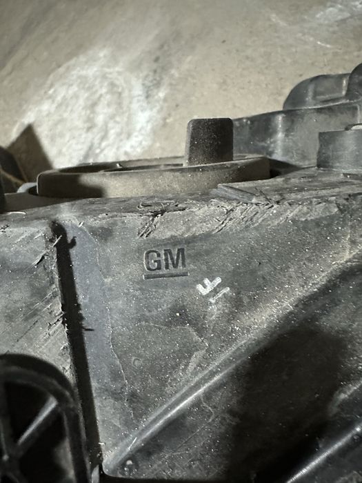 GM Оригинал фара р3 бампер