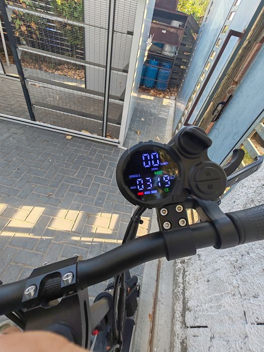 KuKirin M4 Max 800W – 319 km  – Stare bună