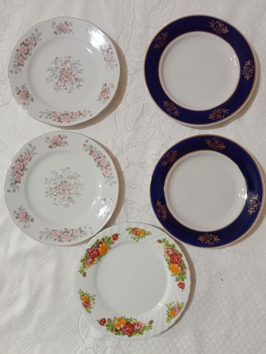 Продаю  тарелки фарфоровые