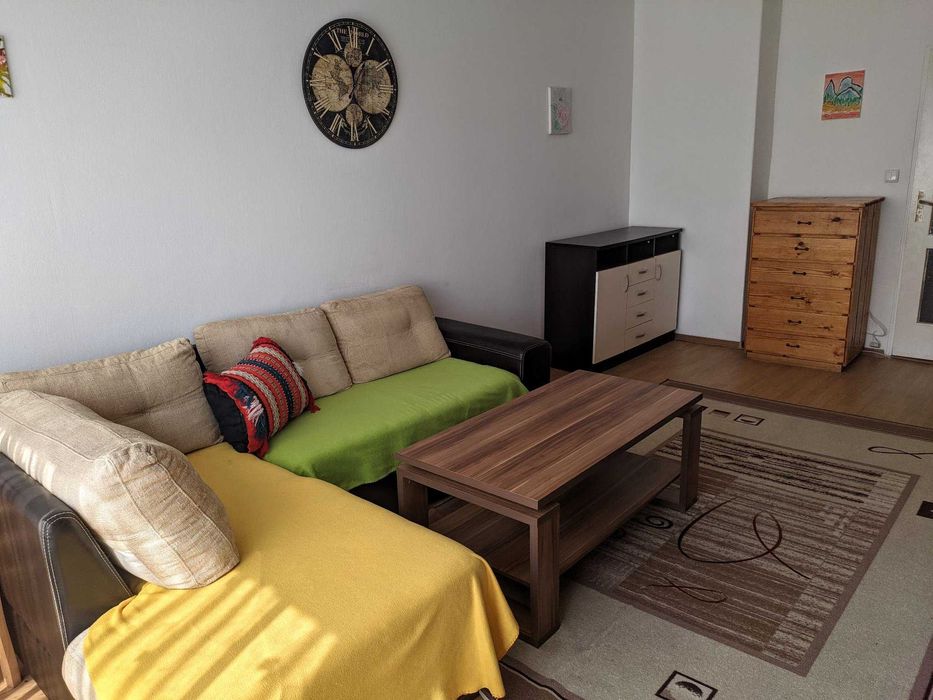 Дава се под наем Тристаен апартамент в София, Света Троица - 110 кв.м за 600 € - Снимка #1