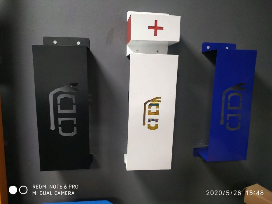 Изготовление стоек для хранения Огнетушителя и аптечки.