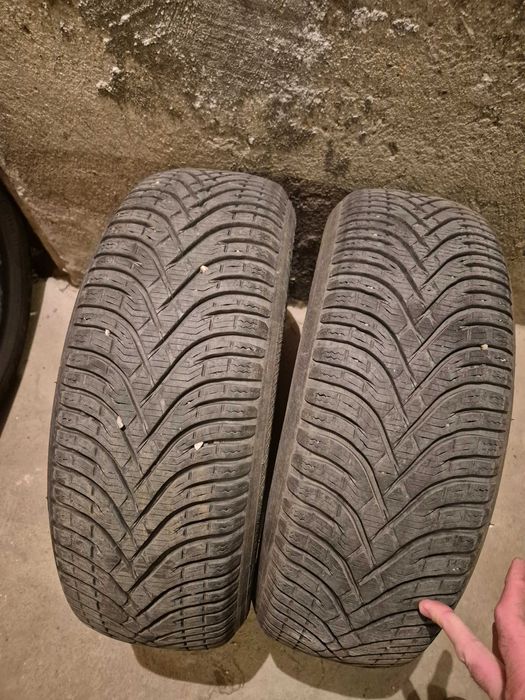 Зимни гуми 185/65/15 Дот 22-ра