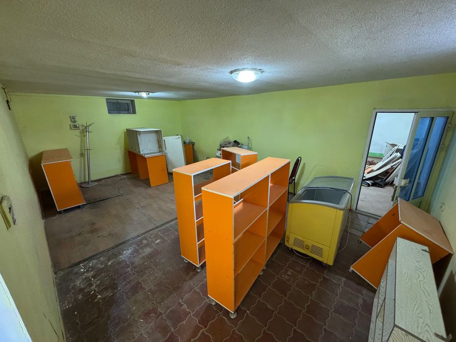 Срочно!!! 3 Qavatli Savdo Do’koni sotiladi!!