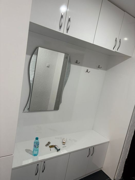 Портманто от бял гланц