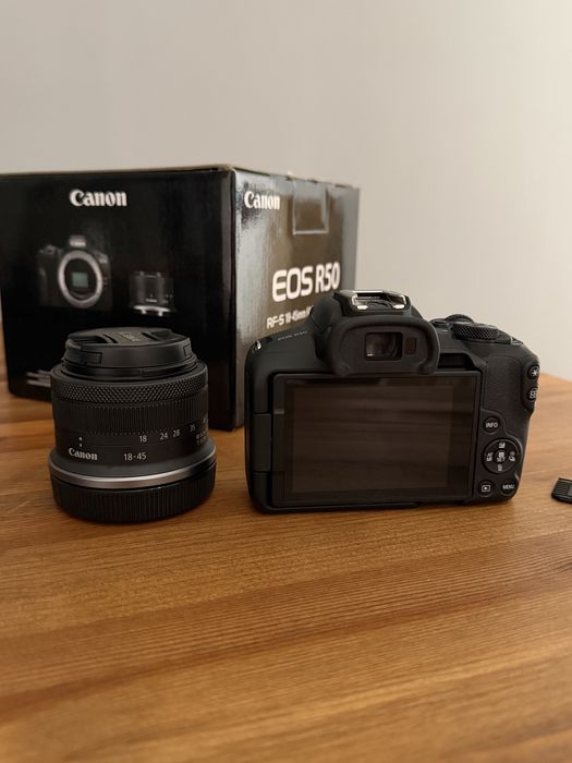 Canon R50 18-55mm