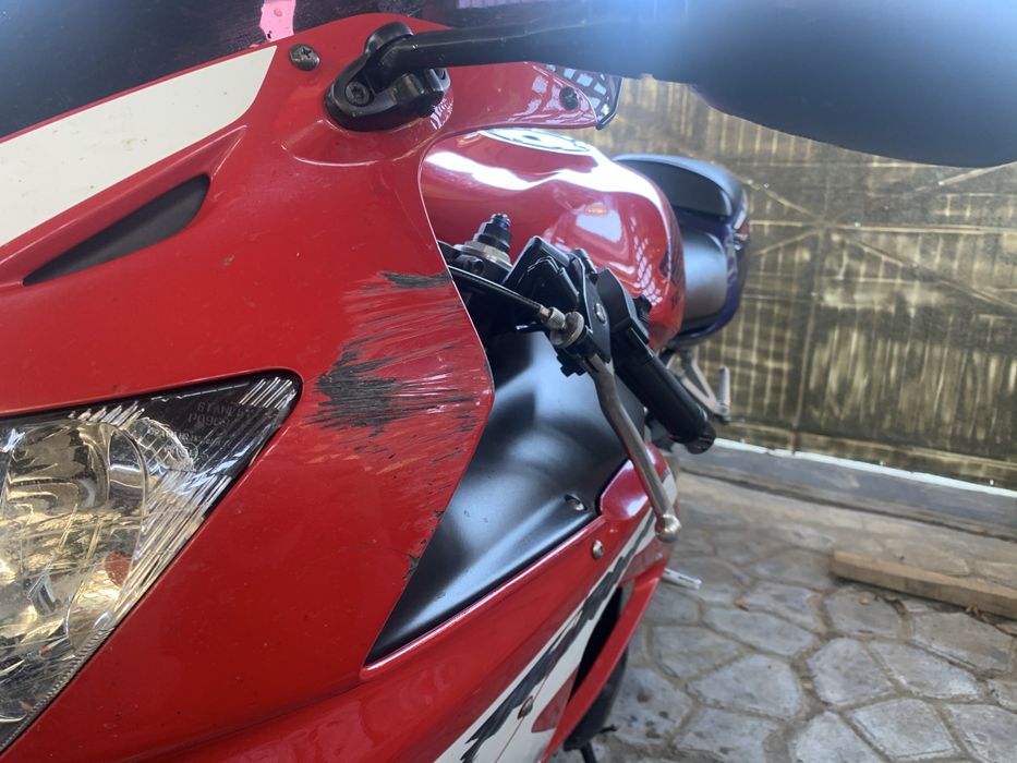 Honda CBR 929 RR Fireblade – 2002 – 31.000 km – Toba Leo Vince