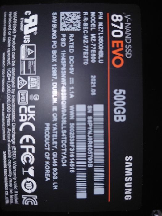 Продавам SSD Samsung 870 EVO 500GB