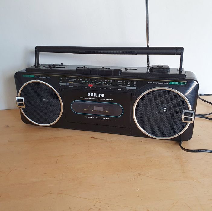 PHILIPS D8174 касетофон