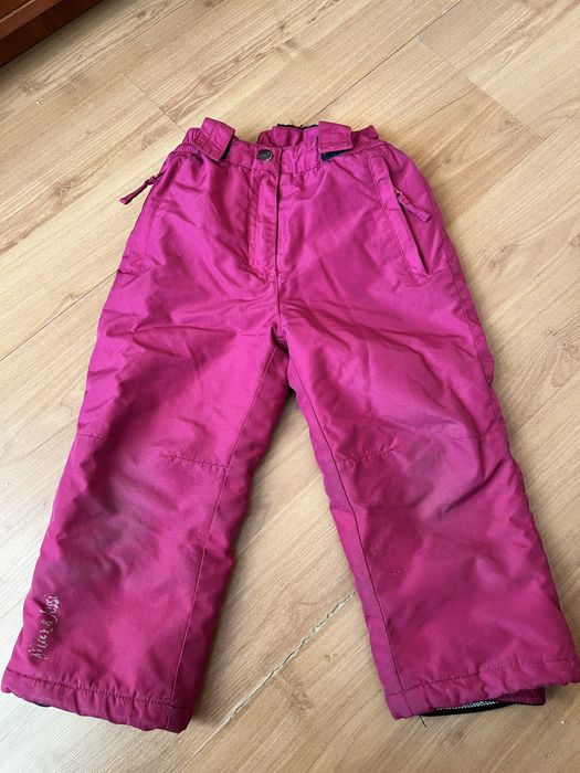 Отдам даром вещи для девочек 4-5-6лет