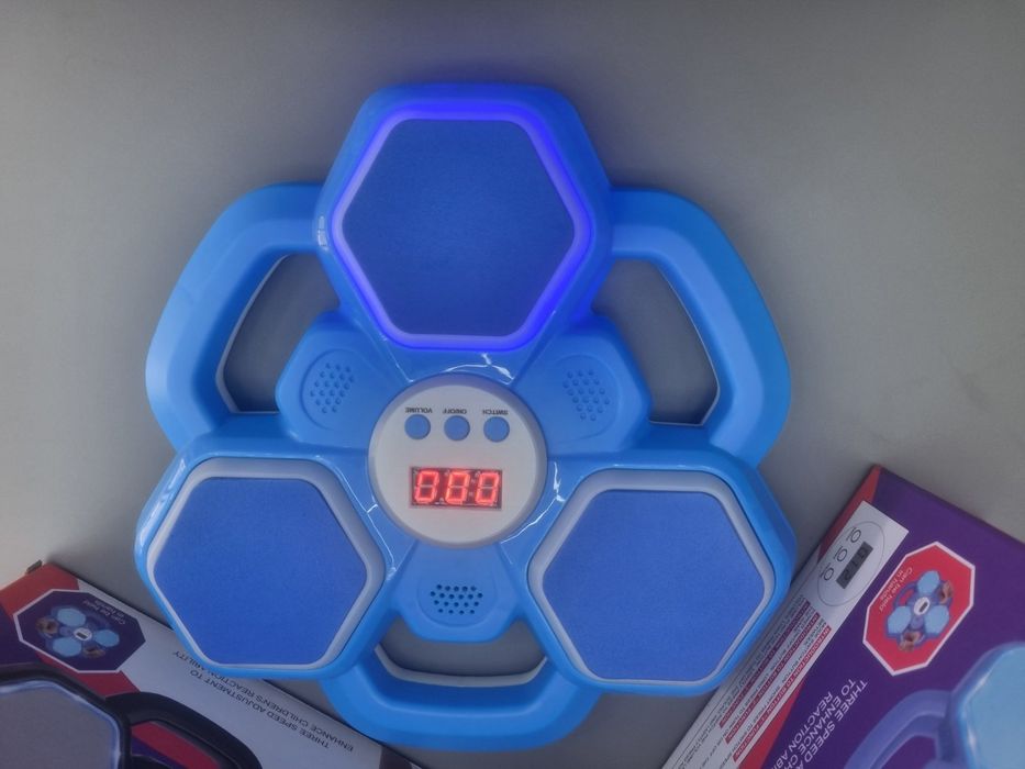 Синя музикална боксова машина, Bluetooth, 3 мишени