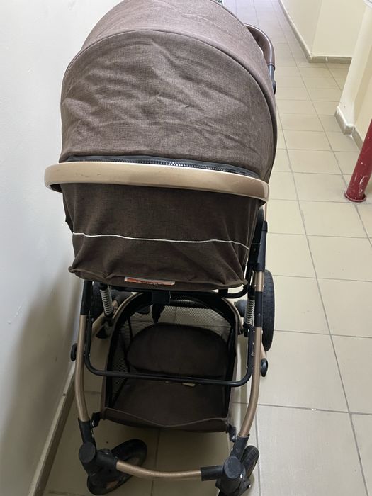 Продам коляску детскую.