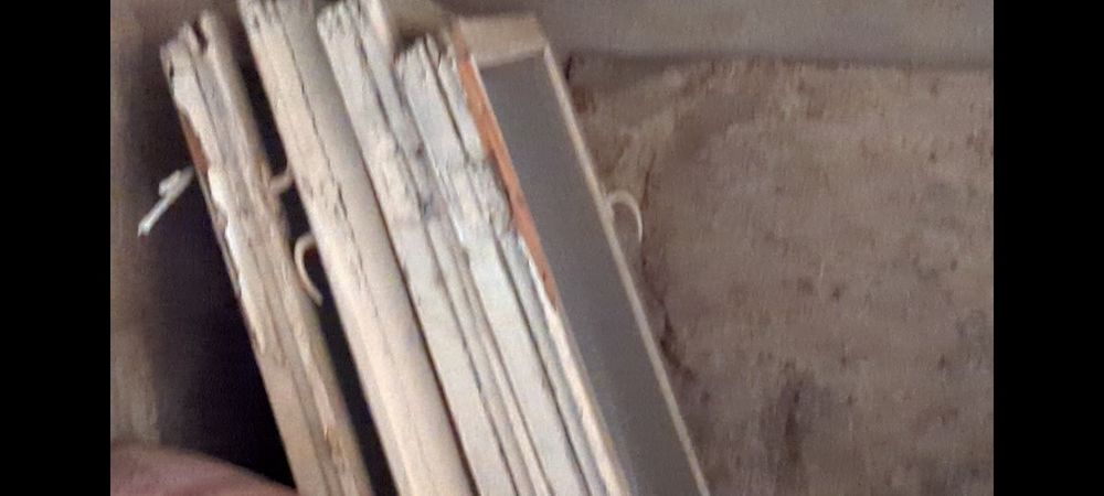 Двери окна решетки старые