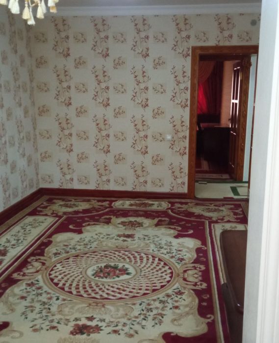 Своя квартира, город Самарканд массив Саттепо дом 91 квартира 25.
