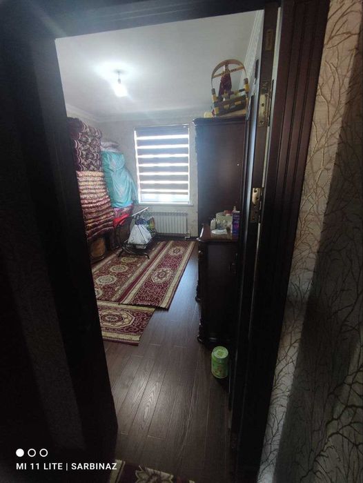 Квартира сатылады базар стоянка карама карсысында