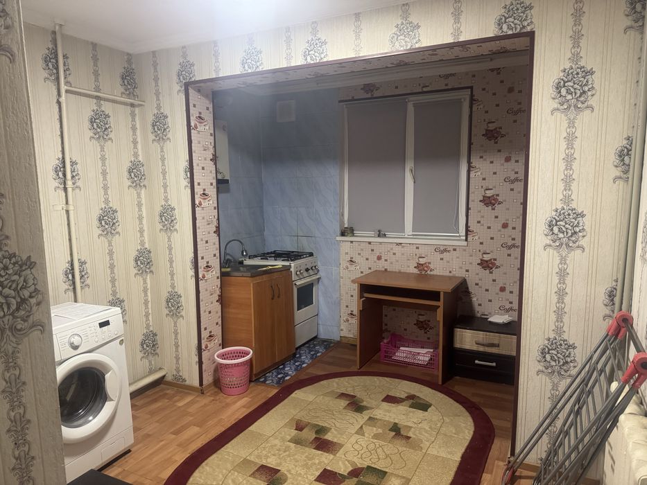 18 мкр 2 бөлмелі пәтер жалға беріледі