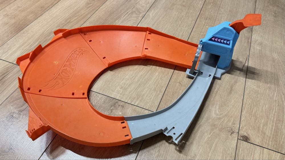 Дорога hotwheels
