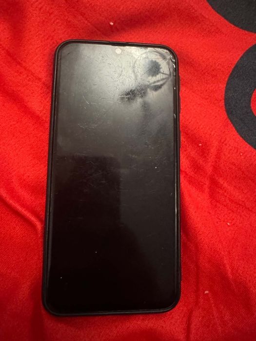 Samsung A 40, in stare buna de utilizare