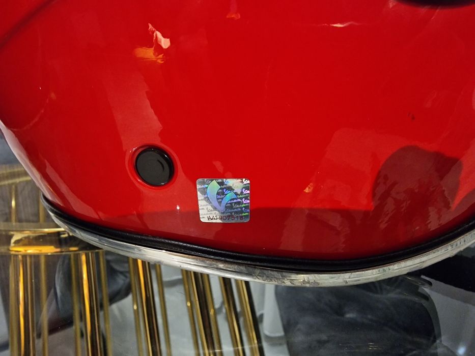 Casca originala Vespa VJ Marime M  cu viziera, Red Rosie