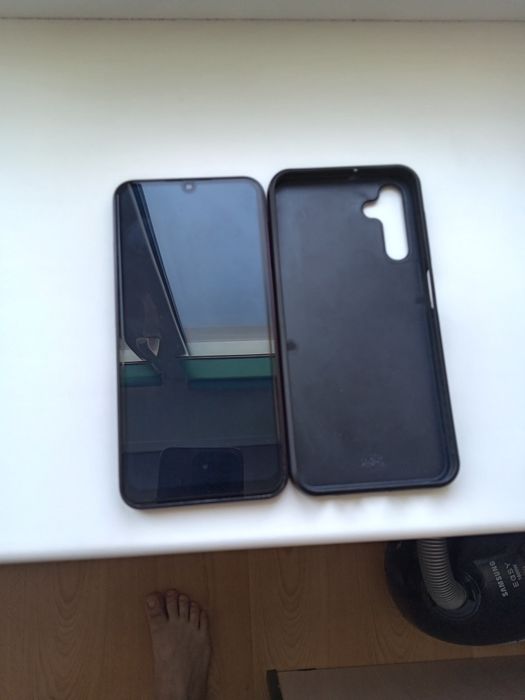 Самсунг  Галакси А-24.