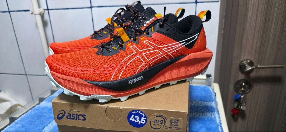 Vând Adidasi Originali Mai Multe Mărci