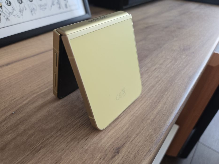 Samsung  Z flip 6 , Самсунг З флип 6