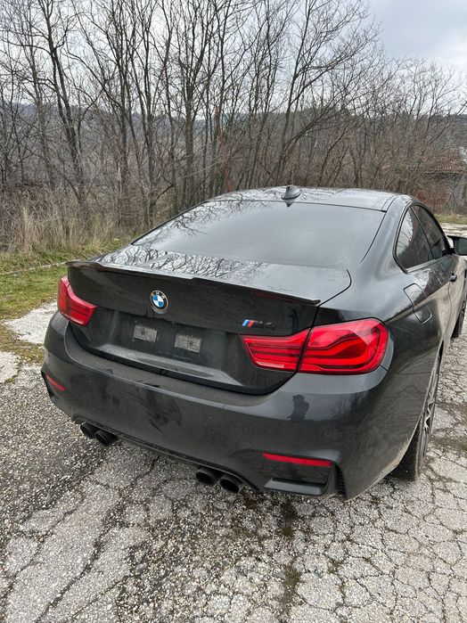 BMW M4 competition на части