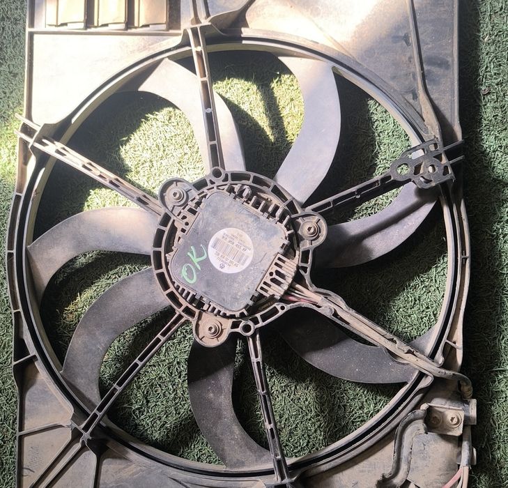 Electroventilator Electroventilatoar Golf 5 Octavia 2 Passat B6 Passat B7 Touran Audi A3