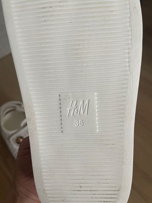 Сандали H&M, номер 35, нови