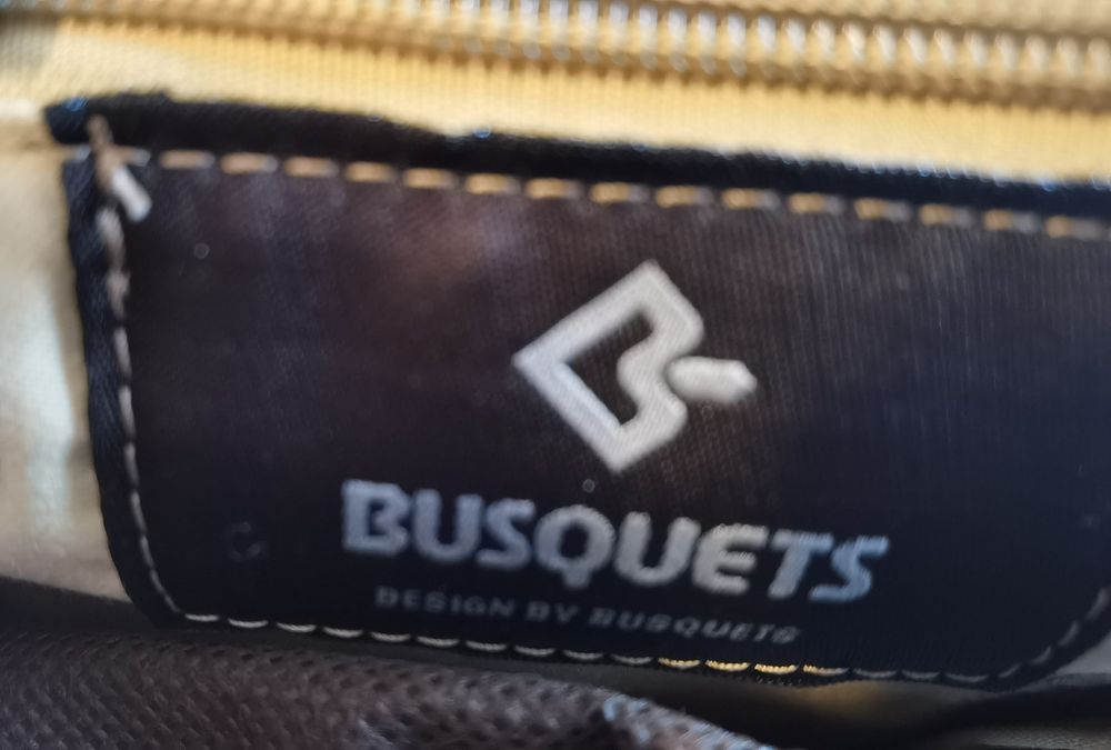 Бизнес чанта естествена кожа  BUSQUETS