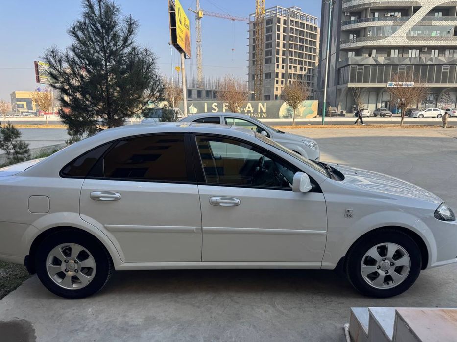 2022 yil jentra kraskasi tozza