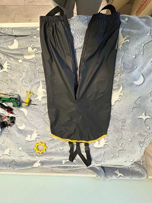 Детски ски гащеризон