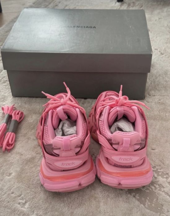 Balenciaga Track
