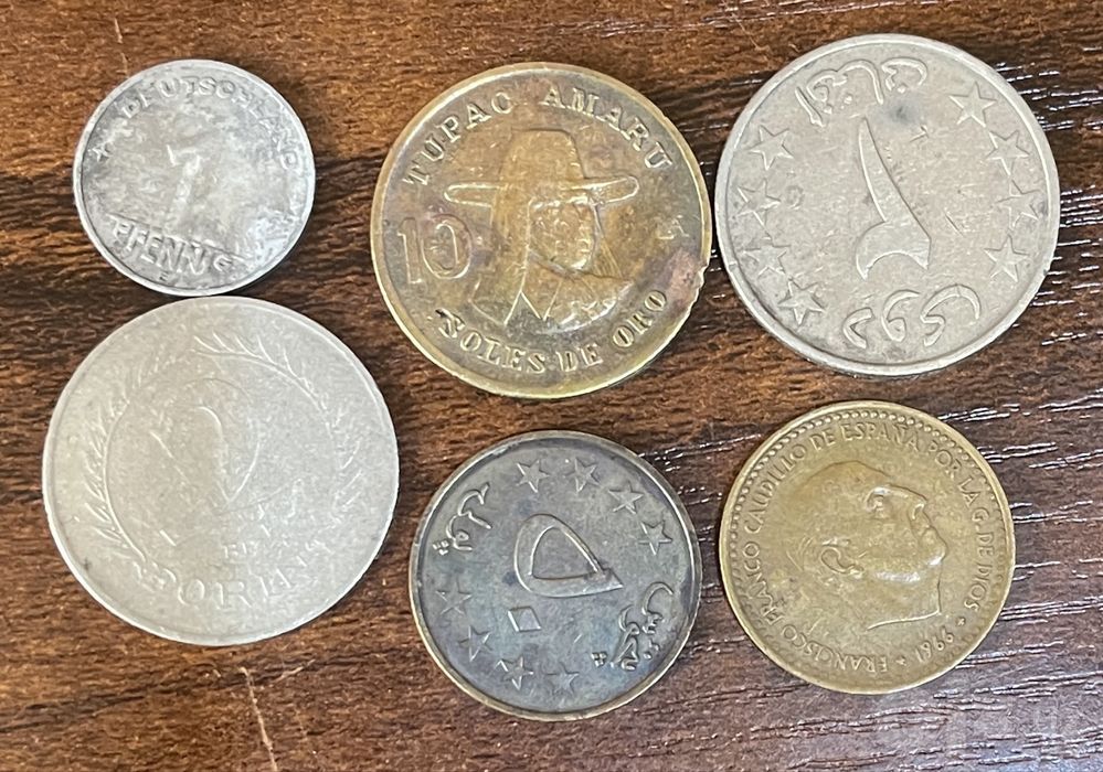 Продам разные монеты