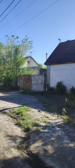 Продам дом на узинке.
