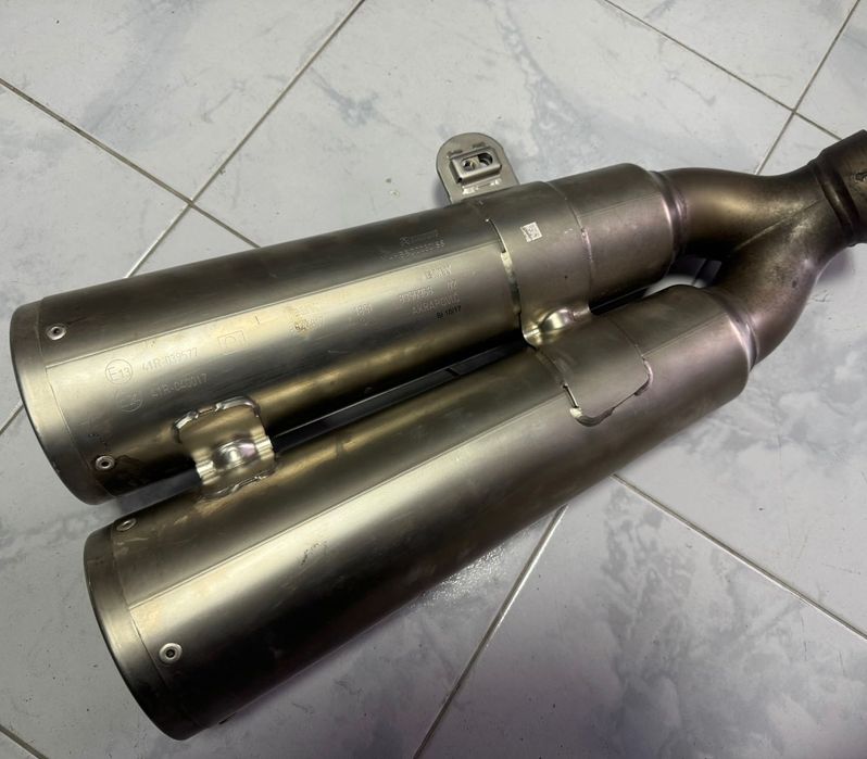 Оригинален ауспух Akrapovic за BMW R NineT