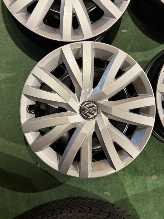 Jante originale r16 VW Golf 7 8 R16 5Q0601027BG 6x16 ET48 5x112 + capace noi (0 km)