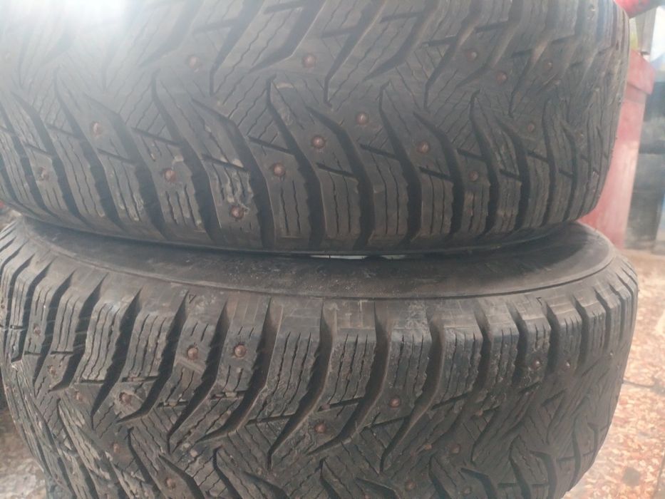Продам резину 185/65/15