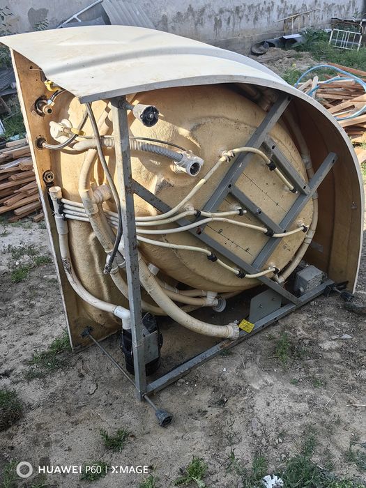 Жакузи сотилади...